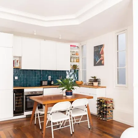 Sublime 43m Ideal For A Couple In Paris! Apartment
