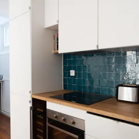 Sublime 43m Ideal For A Couple In Paris! Apartment *
